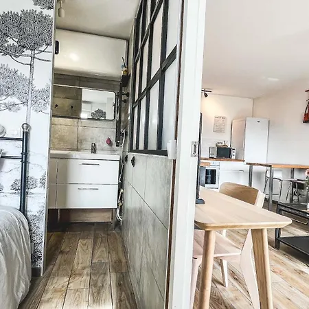 דירה Au Petit Velo De - Balcon, Vue Panoramique & Parking Gratuit וינה
