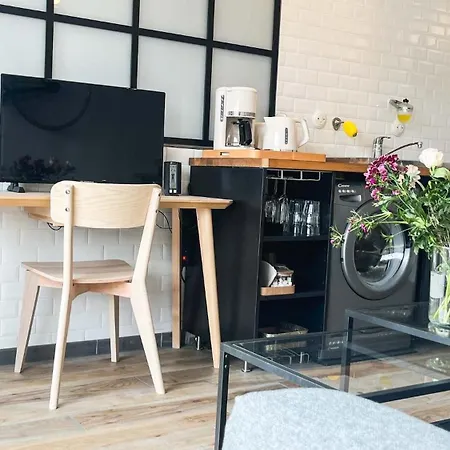 Au Petit Velo De - Balcon, Vue Panoramique & Parking Gratuit דירה וינה