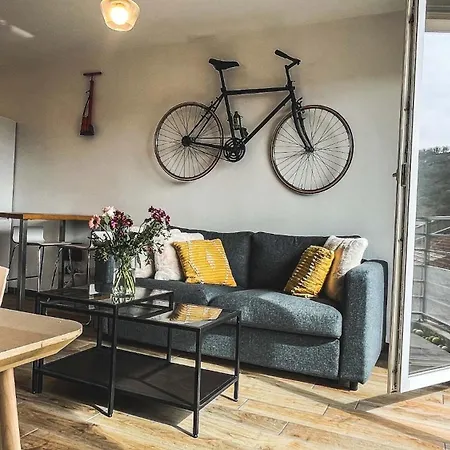 Au Petit Velo De - Balcon, Vue Panoramique & Parking Gratuit דירה וינה